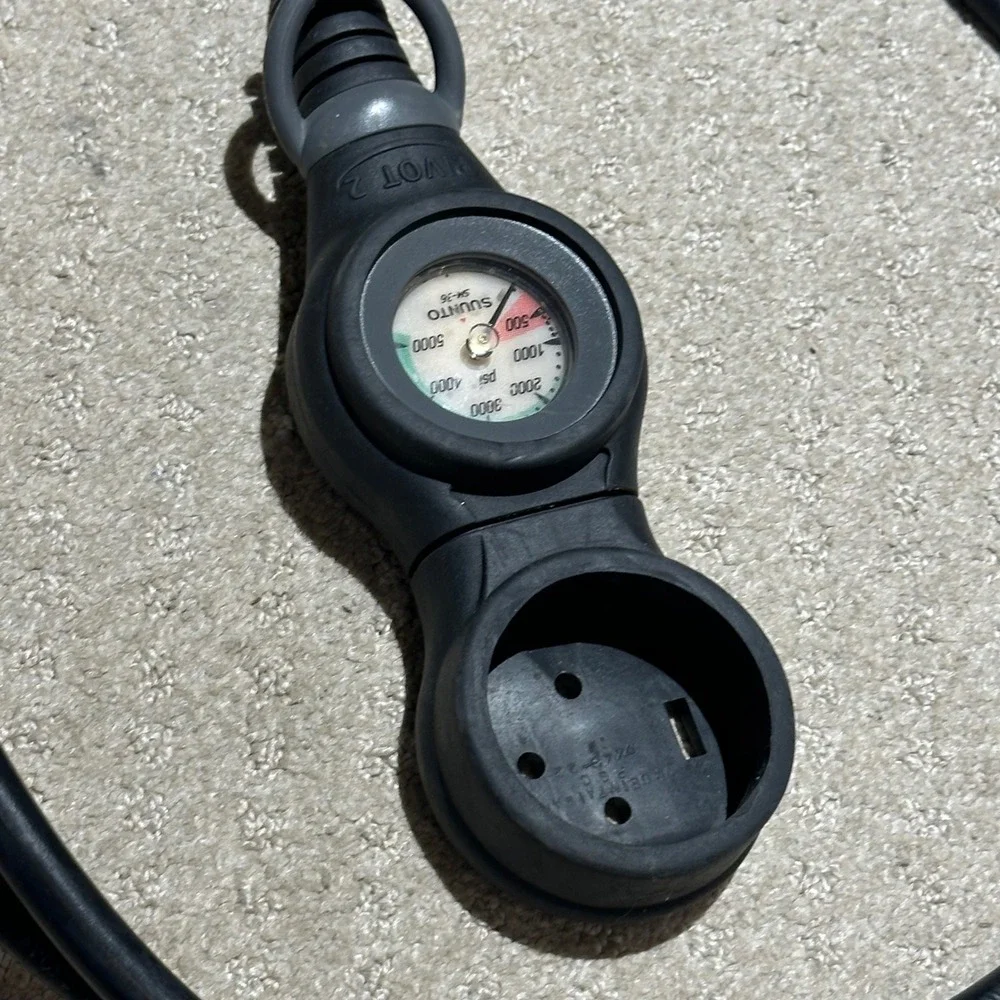 Aqua Lung scuba gear